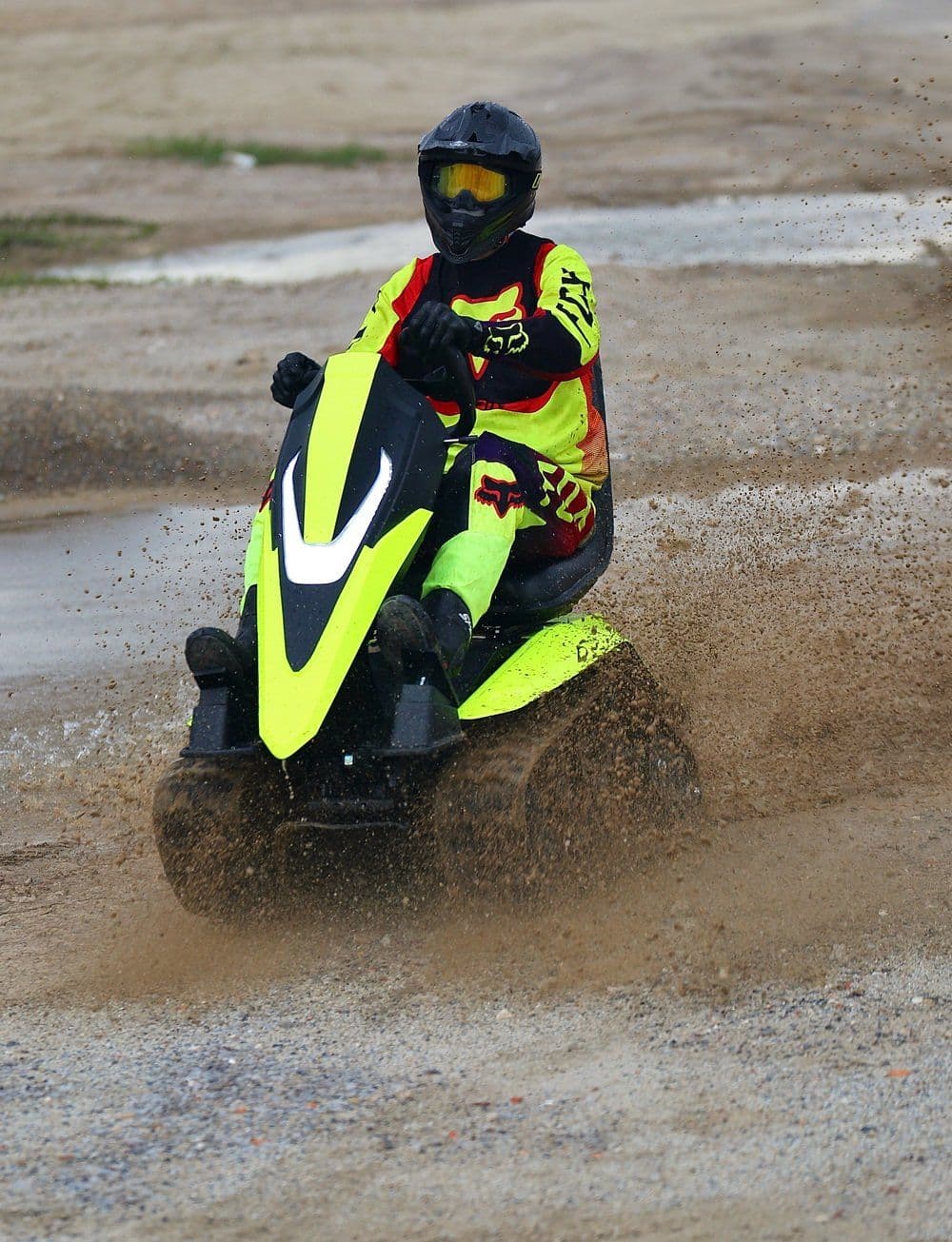 Kart eléctrico todoterreno de doble seguimiento con batería de litio de 72 V ETV